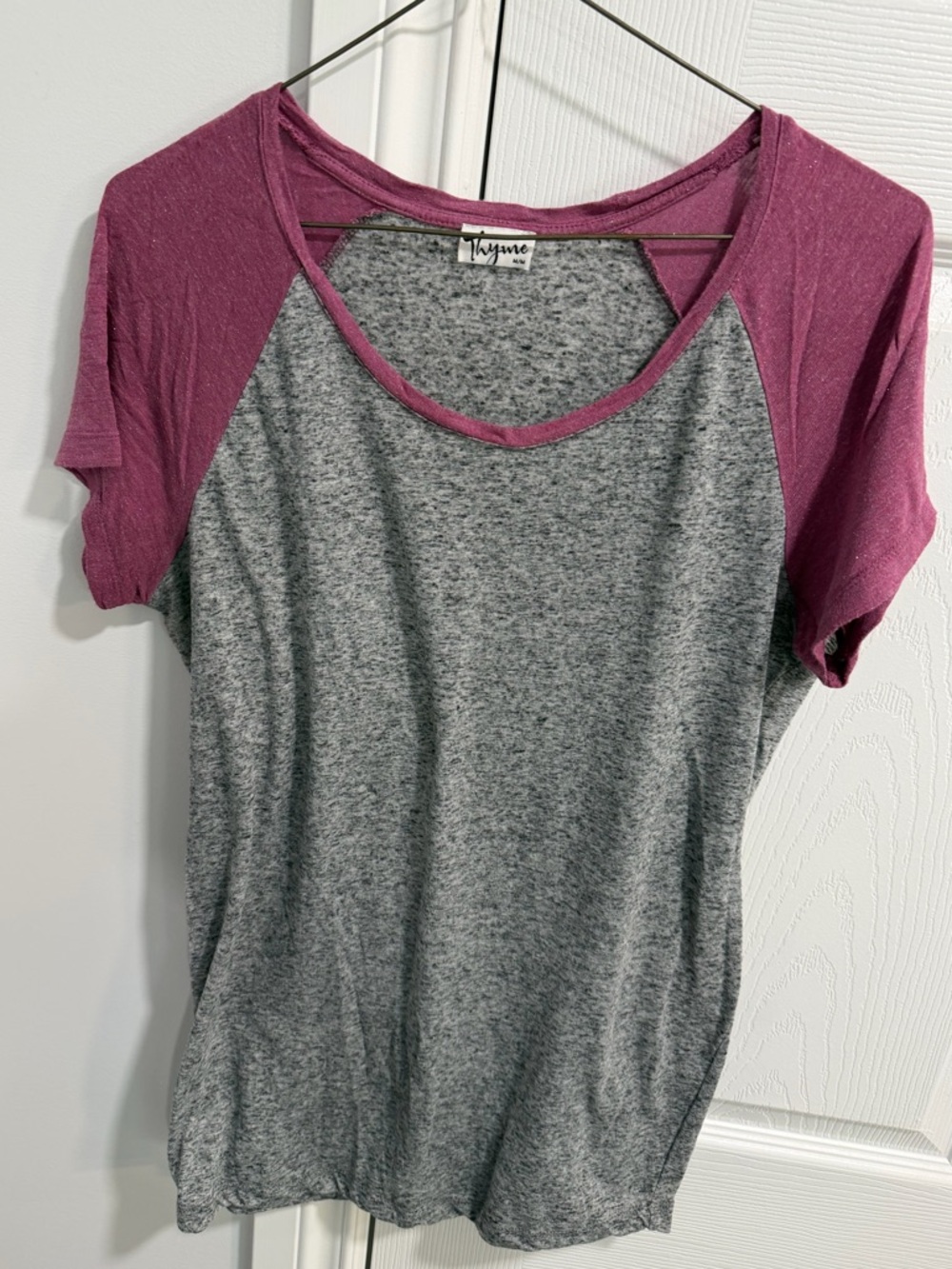 Thyme Maternity Short Sleeve Raglan Tee in Gray & Plum